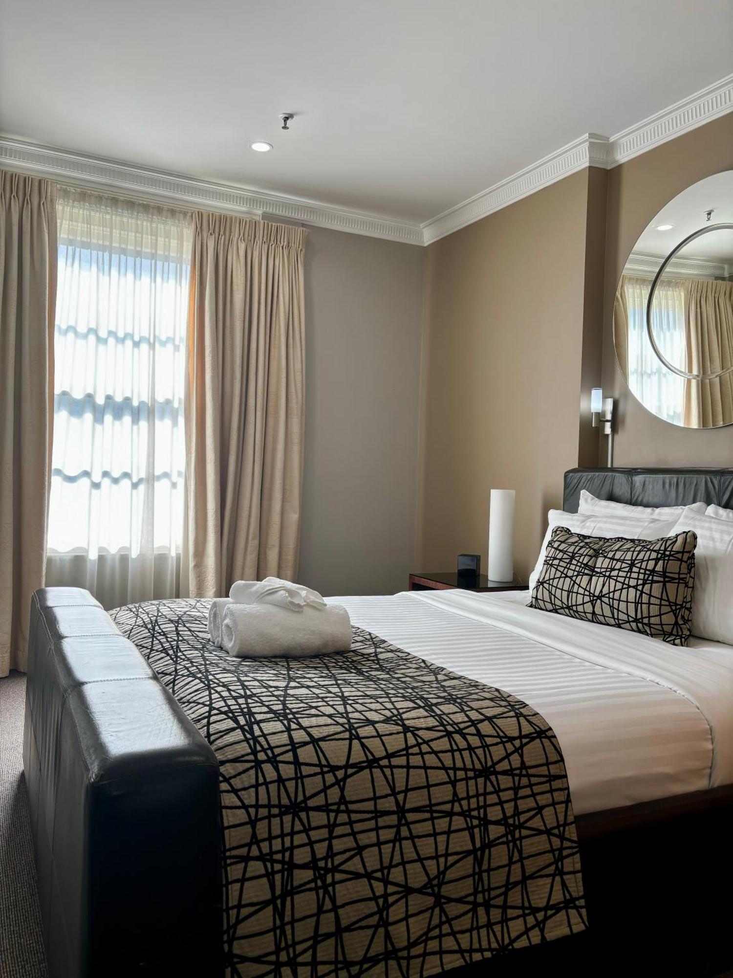 ניוקסטל Clarendon Hotel מראה חיצוני תמונה